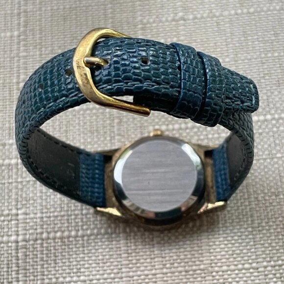 Vintage Triumph Ladies Wristwatch Blue Leather Band Japan Movement Analog Watch main image 12